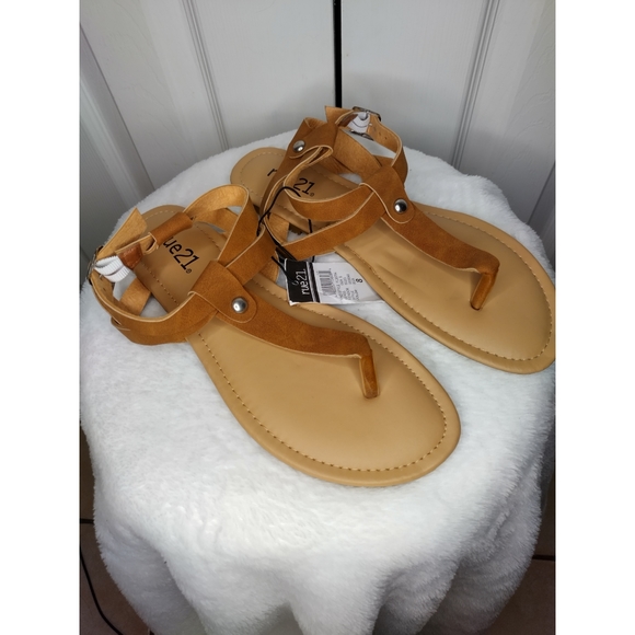 Sandals bundle - Picture 2 of 4